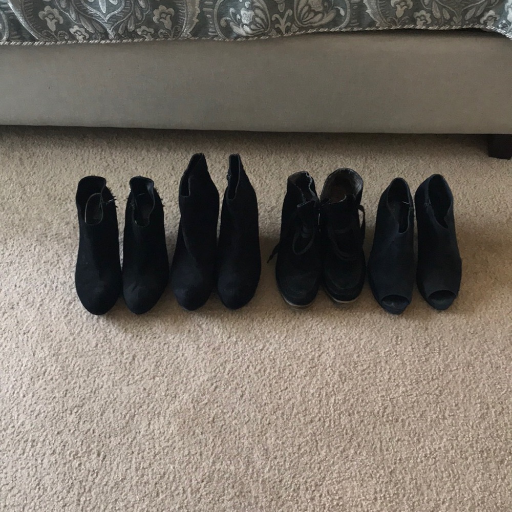 4 pairs of boots